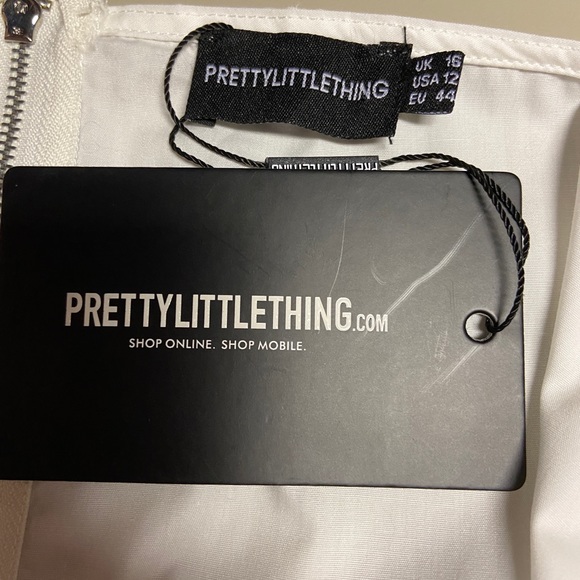 NWT Pretty Little Thing White Sleeveless Ruffle Top - Picture 5 of 8